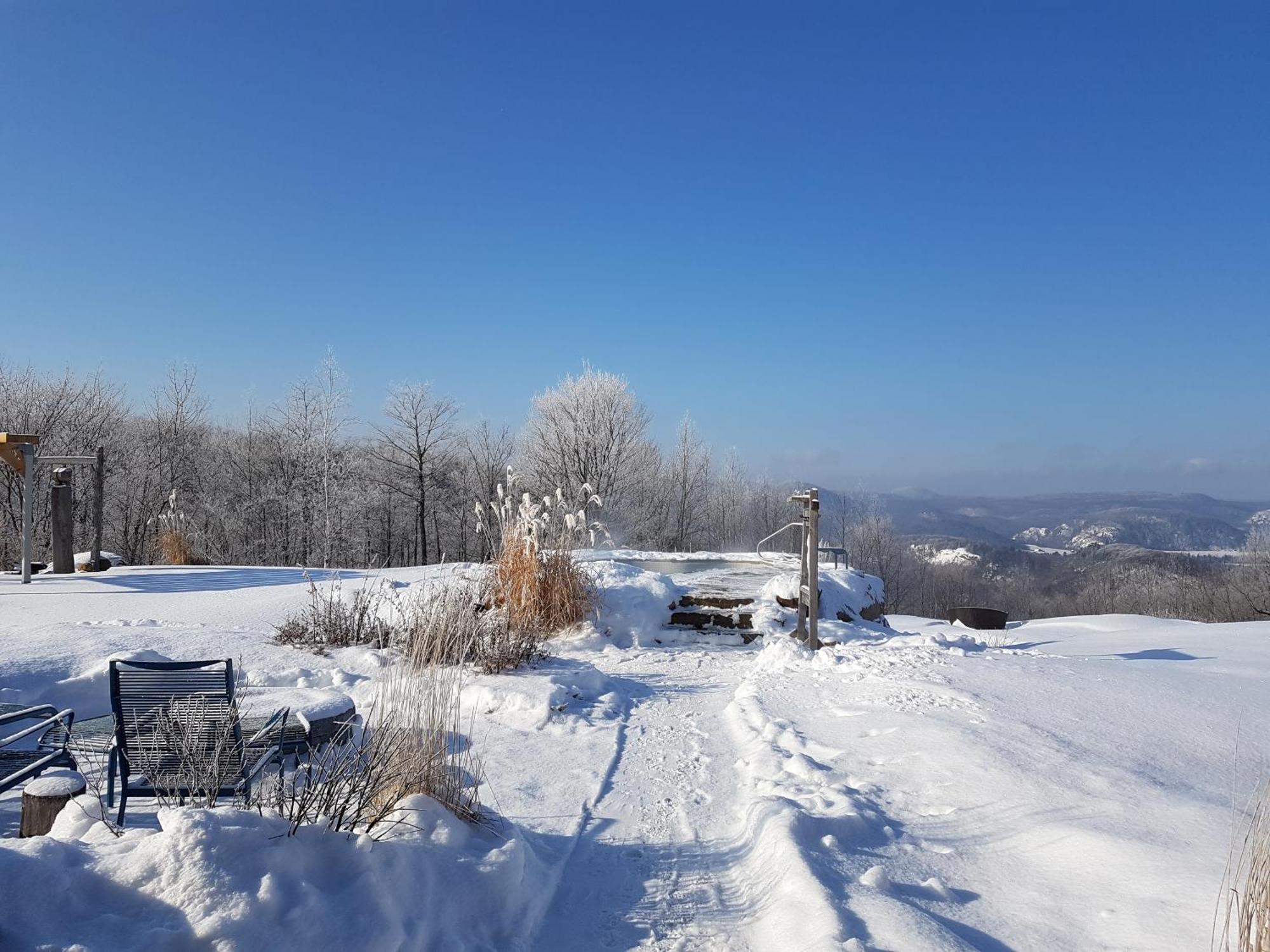 Eco Spa Highland Grenville-Sur-La-Rouge 外观 照片